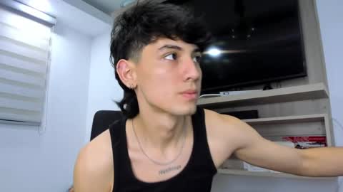 santi online show from 10.03.25