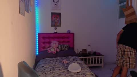 santi_fabulous online show from 12.18.25