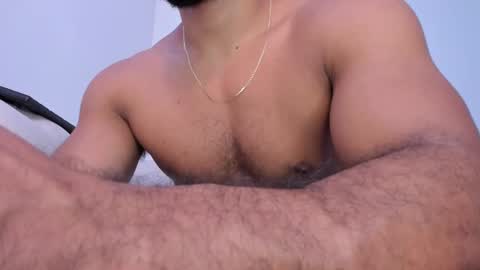 santiago_huntt online show from 03.11.25