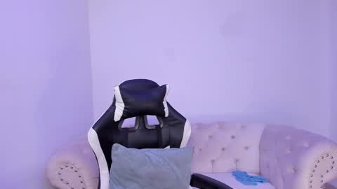 santiago_huntt online show from 11.21.25