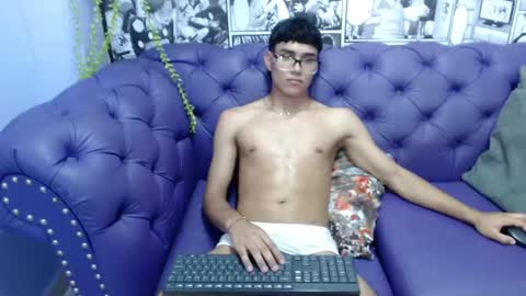 santiago_johnson_ online show from 03.06.25
