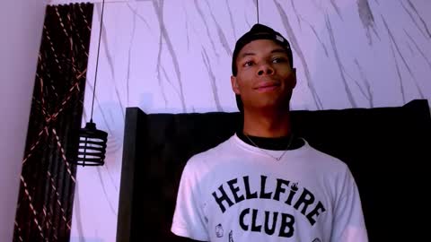 Snapshot of santiago_ortiz chatting on 02.27.26 Santiiiiii online show from 02.27.26