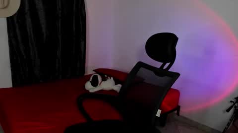 Julius Novachrono  online show from 12.14.25