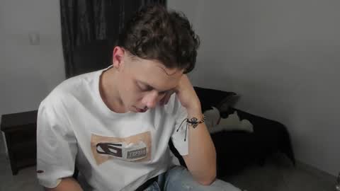 Julius Novachrono  online show from 03.23.26