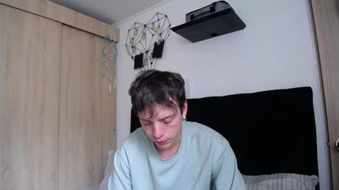 Snapshot of santii_rose chatting on 10.14.25 Santii online show from 10.14.25