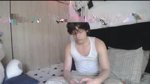 Santii online show from 04.18.26