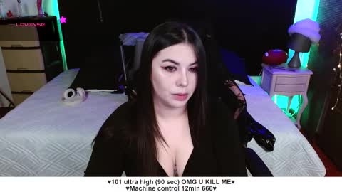 Liah Santos online show from 10.16.25