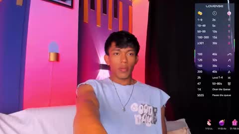 Santii online show from 10.15.25