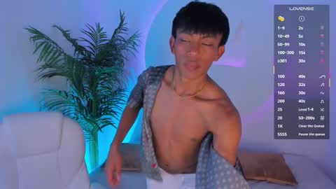 Santii online show from 10.22.25