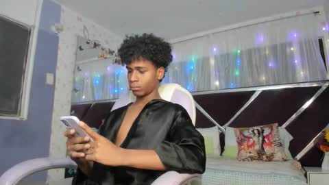 santy online show from 03.17.26