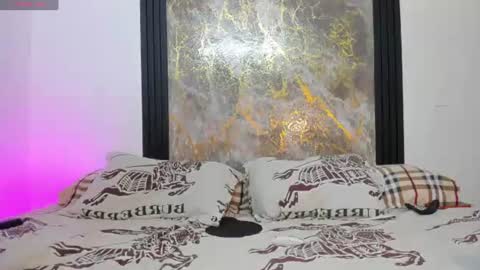 santy_of1 online show from 06.21.26
