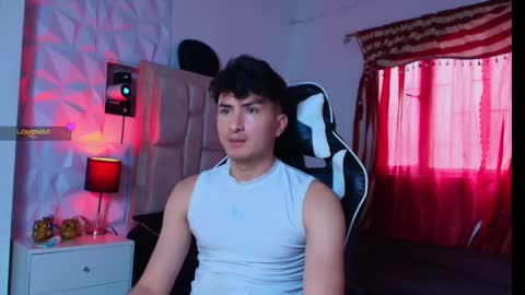 Snapshot of santyago_taylor chatting on 01.09.25 Santyago online show from 01.09.25