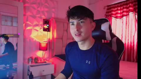 Snapshot of santyago_taylor chatting on 01.10.25 Santyago online show from 01.10.25