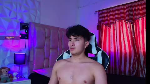 Snapshot of santyago_taylor chatting on 01.18.25 Santyago online show from 01.18.25