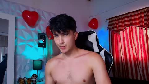 Snapshot of santyago_taylor chatting on 02.17.25 Santyago online show from 02.17.25