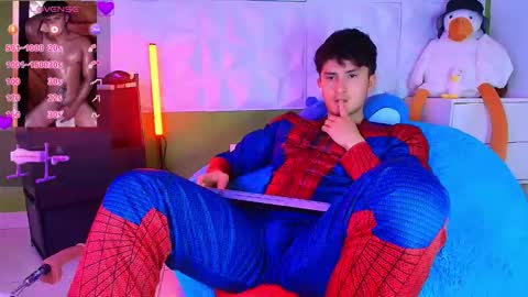 Snapshot of santyago_taylor chatting on 10.02.25 Santyago online show from 10.02.25