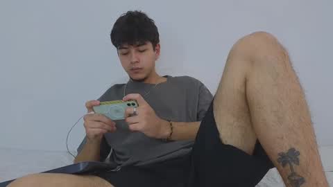 santybig18 online show from 02.23.25