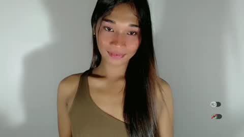 Snapshot of sanya_morenaxx chatting on 03.27.26 sanya_morenaxx online show from 03.27.26