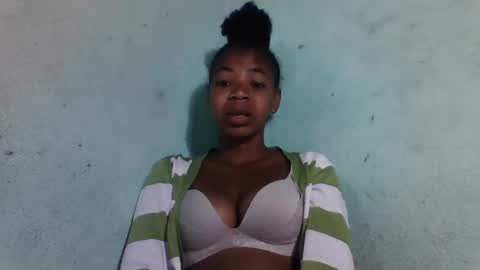 sanyah0123 online show from 11.24.25