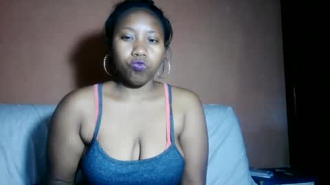Snapshot of sanyah513 chatting on 05.13.26 sanya online show from 05.13.26