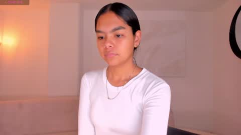 Saphira James online show from 06.25.26