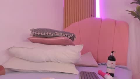 Sara online show from 09.24.25