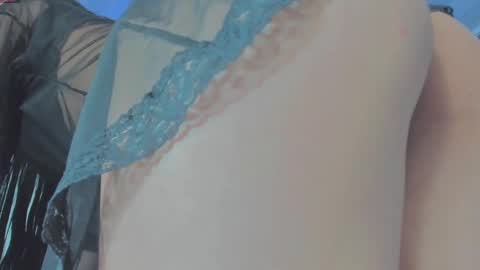 Snapshot of sara_allenx chatting on 02.27.25 sara allenx online show from 02.27.25