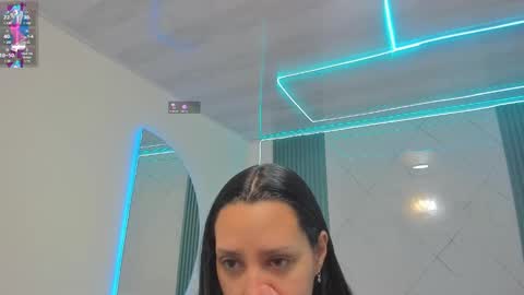 Snapshot of sara_allenx chatting on 03.10.25 sara allenx online show from 03.10.25