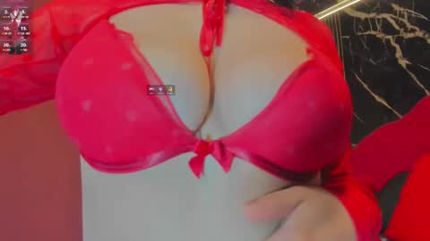 Snapshot of sara_allenx chatting on 03.11.25 sara allenx online show from 03.11.25