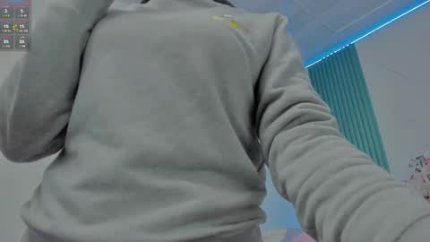 sara allenx online show from 10.02.25