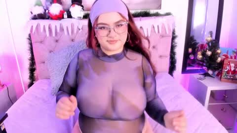 SARA ARIAS  online show from 12.20.24