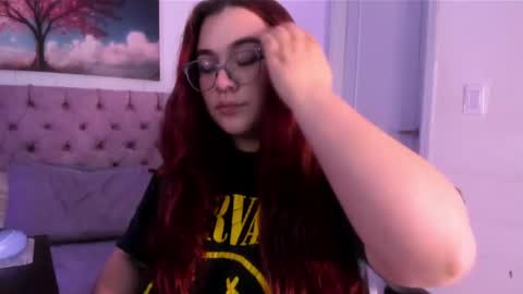 SARA ARIAS  online show from 02.22.25