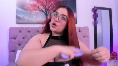 SARA ARIAS  online show from 03.08.25