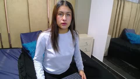 Snapshot of sara_blue13 chatting on 02.05.26 Sara online show from 02.05.26