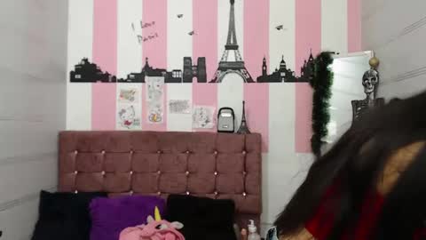 Snapshot of sara_caplerx chatting on 09.27.25 sarita online show from 09.27.25