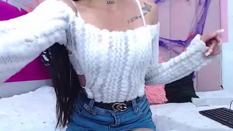 Snapshot of sara_caplerx chatting on 10.25.25 sarita online show from 10.25.25