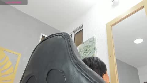 Sara online show from 12.31.24