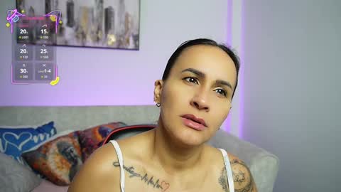 Snapshot of sara_charmy chatting on 09.16.25 online show from 09.16.25