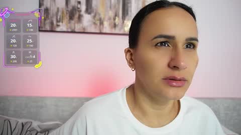 Snapshot of sara_charmy chatting on 09.27.25 online show from 09.27.25