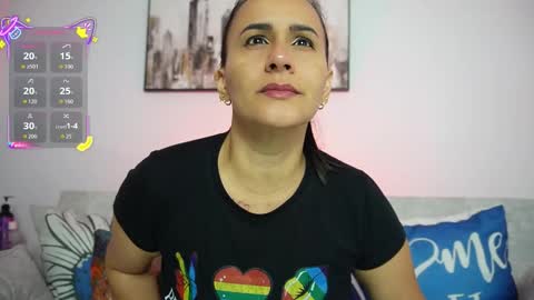 Snapshot of sara_charmy chatting on 10.07.25 online show from 10.07.25