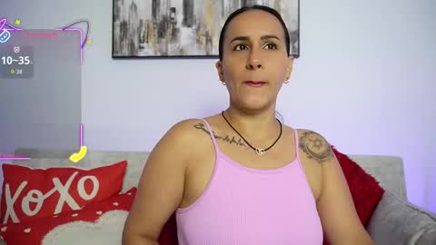 Snapshot of sara_charmy chatting on 10.29.25 online show from 10.29.25