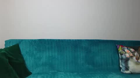 Im Sara I am happy to be here  online show from 03.19.26