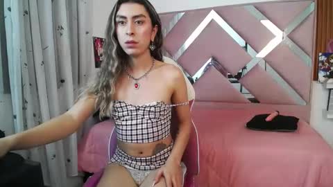 Sara Davina online show from 01.10.25