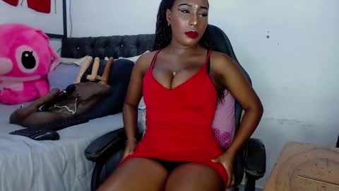 Sara Greyx online show from 12.07.24