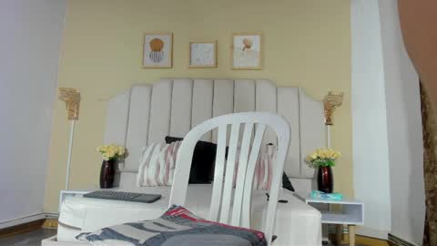 sara_hannks online show from 05.24.26