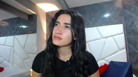 Snapshot of sara_hoffman_4 chatting on 05.16.26 Sara online show from 05.16.26