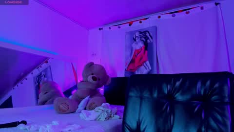       online show from 02.14.25