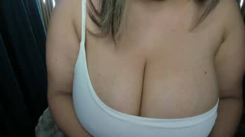 sarah  LIZCANO....... online show from 05.18.26