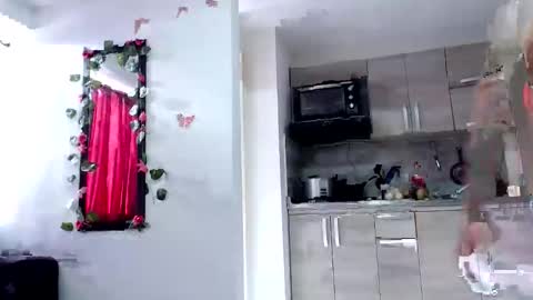 Sara love online show from 02.02.25