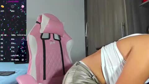 Snapshot of sara_maisa chatting on 02.10.25 SARA    INDEPENDENT MODEL online show from 02.10.25